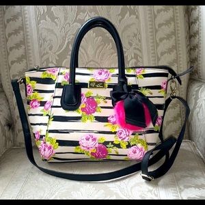 NWOT Betsey Johnson floral shoulder crossover bag.